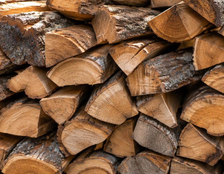 Bois de chauffage Châtaignier en bûches de 33 cm, vendu au stère