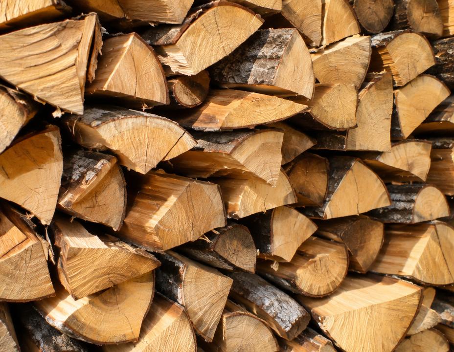 Bois de chauffage Érable en bûches de 33 cm, vendu au stère